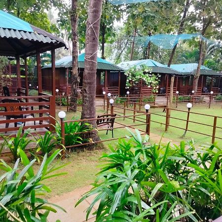 Club Palolem Resort Екстер'єр фото